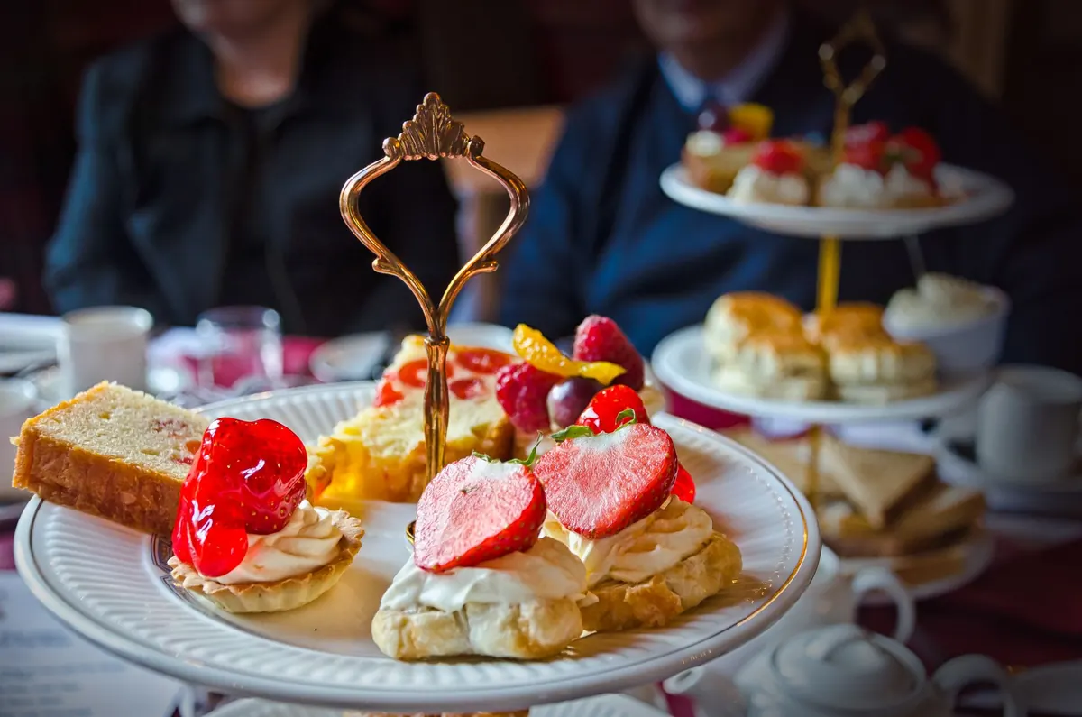 We Tried 5 Cotswold Cream Teas: What's Worth the Calories and What Isn't